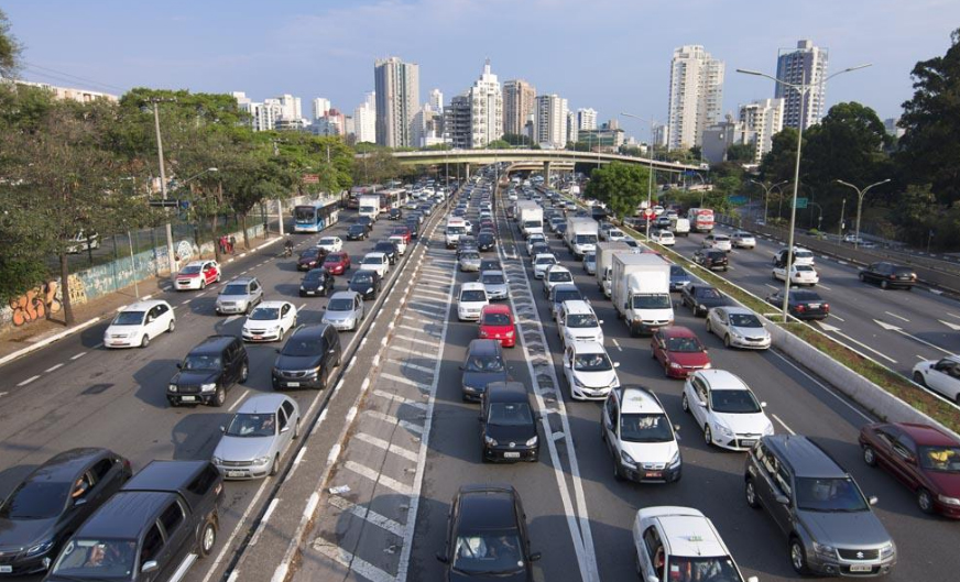 无线地磁传感检测技术助力改善国内城市交通