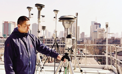 传感器微型空气质量监测站帮城市科学治霾