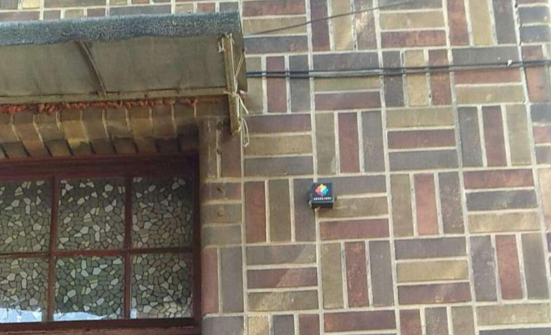 这种监测定位传感器被用在历史建筑外墙保护中